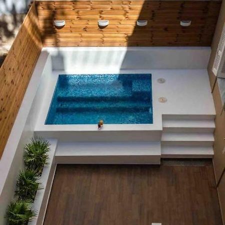 Nemeseos 1St Floor Homm Apartment With Roof Garden And Wading Pool Athen Eksteriør bilde