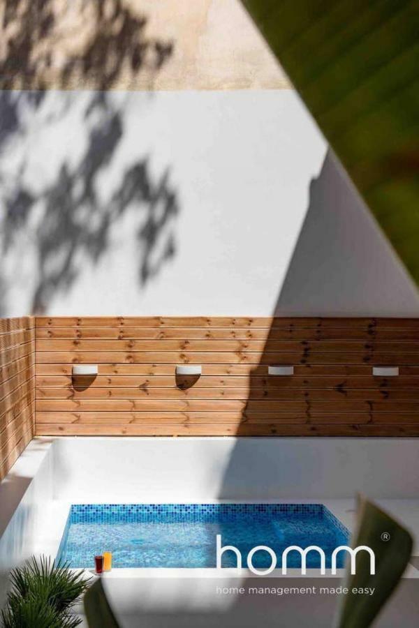 Nemeseos 1St Floor Homm Apartment With Roof Garden And Wading Pool Athen Eksteriør bilde